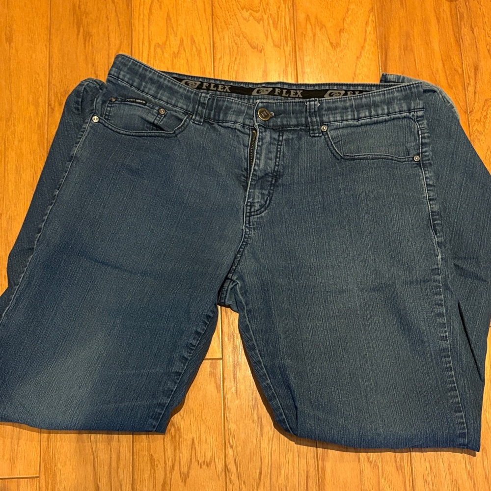 Point Zero Men's Blue Straight Jeans